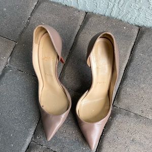 Christian Louboutin  IRIZA LEATHER HEELS Beige, Leather size EU 38 heel 10cm